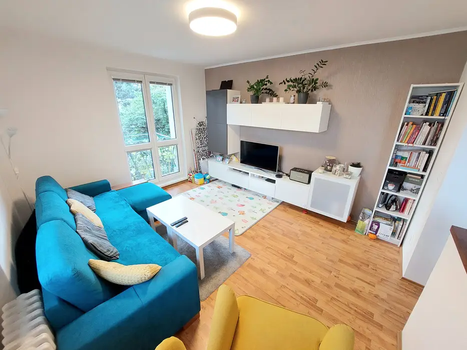 Na predaj 2-izbový byt v lokalite 500 bytov, NIVY