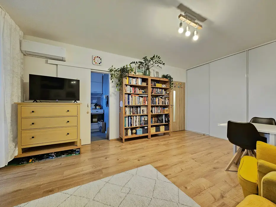 2-garsónka Deluxe s krásnym výhľadom na začiatku Petržalky