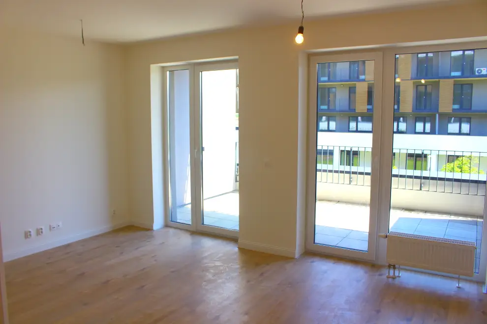 Na predaj 1 izbový byt s terasou v novostavbe Slnečnice – zóna Viladomy