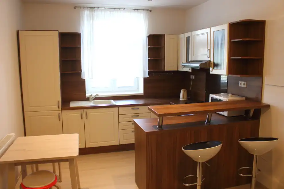 Na predaj zrekonštruovaný 2 izbový byt na Budyšínskej ulici v Novom Meste – Bratislava